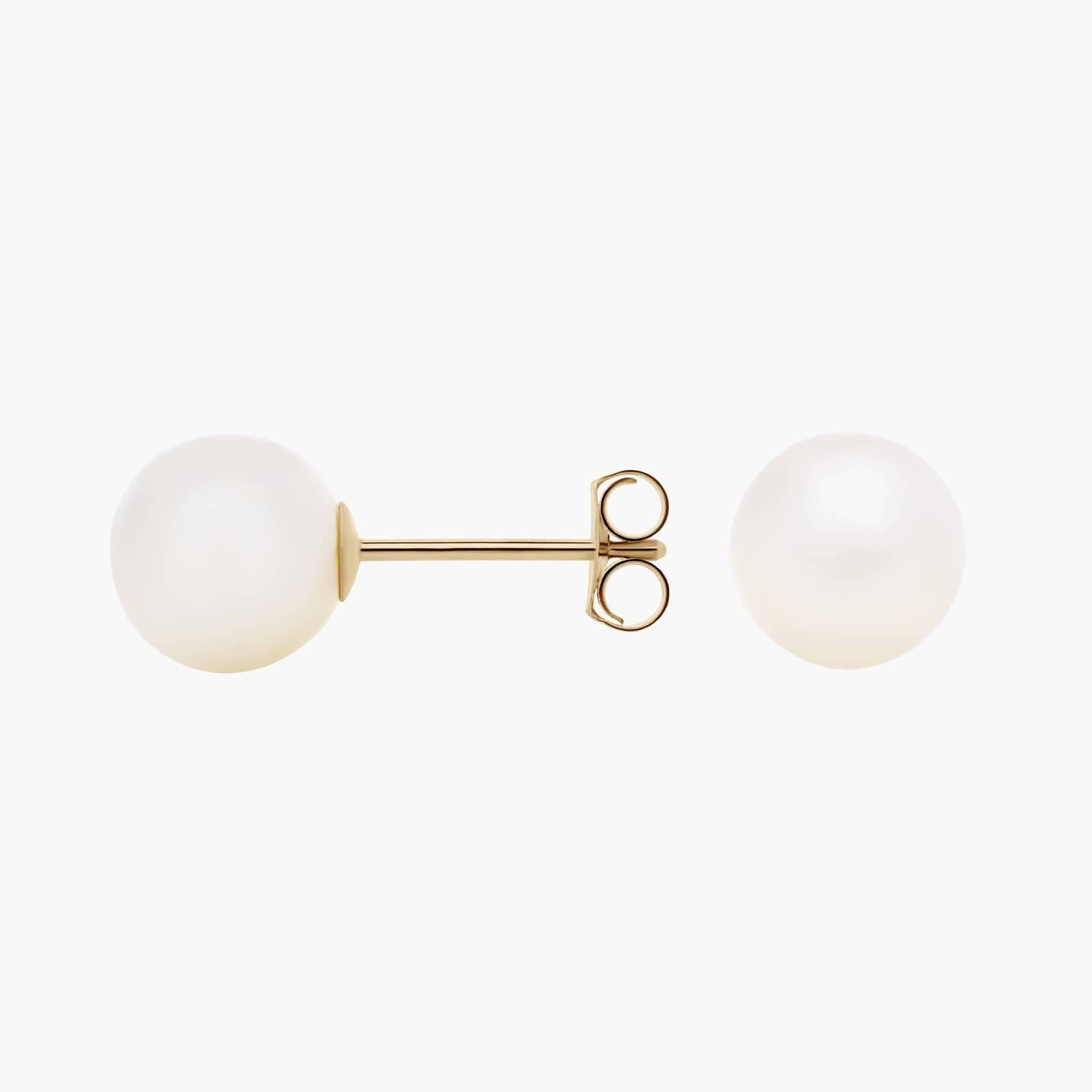 Freshwater Cultured Pearl Stud