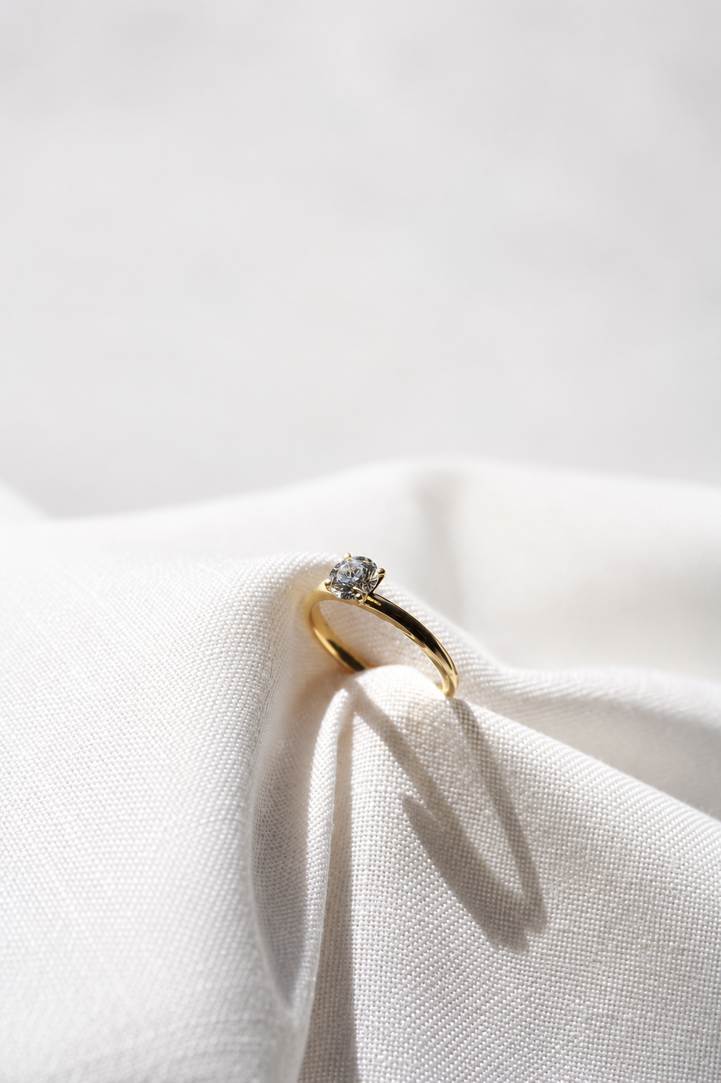 Round Cut Solitaire Ring