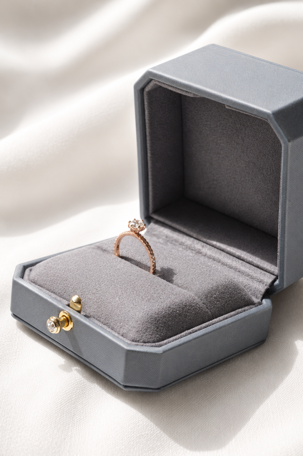 Rose Gold Round Pavé Ring